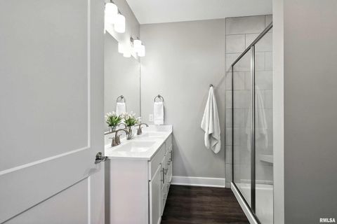 Tiny photo for 141 BEACON HARBOR Circle, East Moline, IL 61244 (MLS # QC4267385)