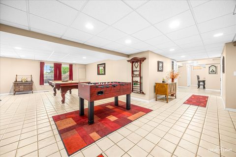 Tiny photo for 2202 COUNTRY KNOLL Lane, Elgin, IL 60123 (MLS # 12688157)
