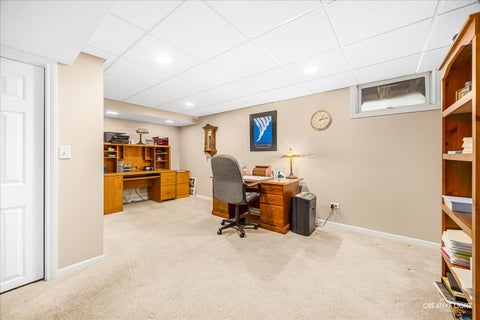 Tiny photo for 2202 COUNTRY KNOLL Lane, Elgin, IL 60123 (MLS # 12688157)