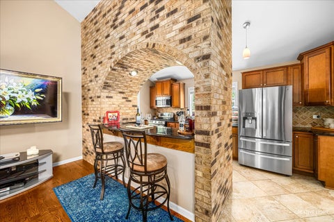 Tiny photo for 2202 COUNTRY KNOLL Lane, Elgin, IL 60123 (MLS # 12688157)