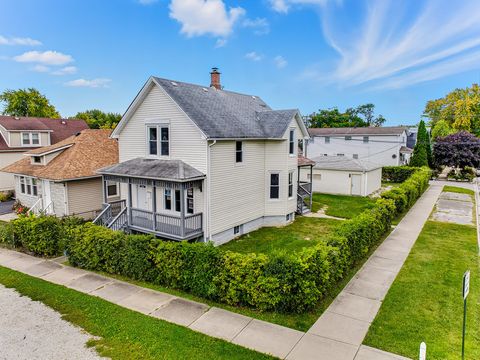 Tiny photo for 2823 Broadway Street, Blue Island, IL 60406 (MLS # 12476180)