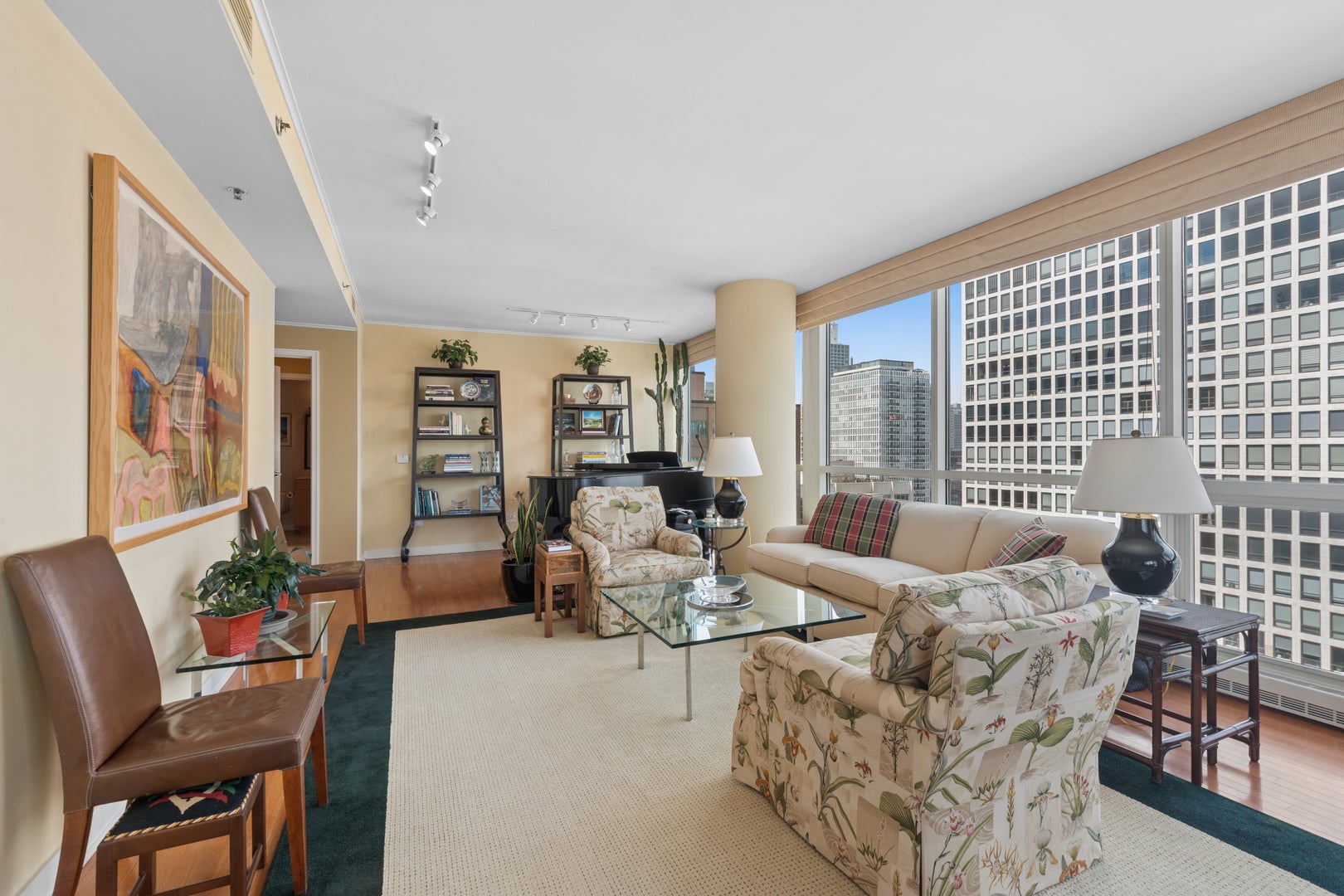 250 E Pearson Street 2206