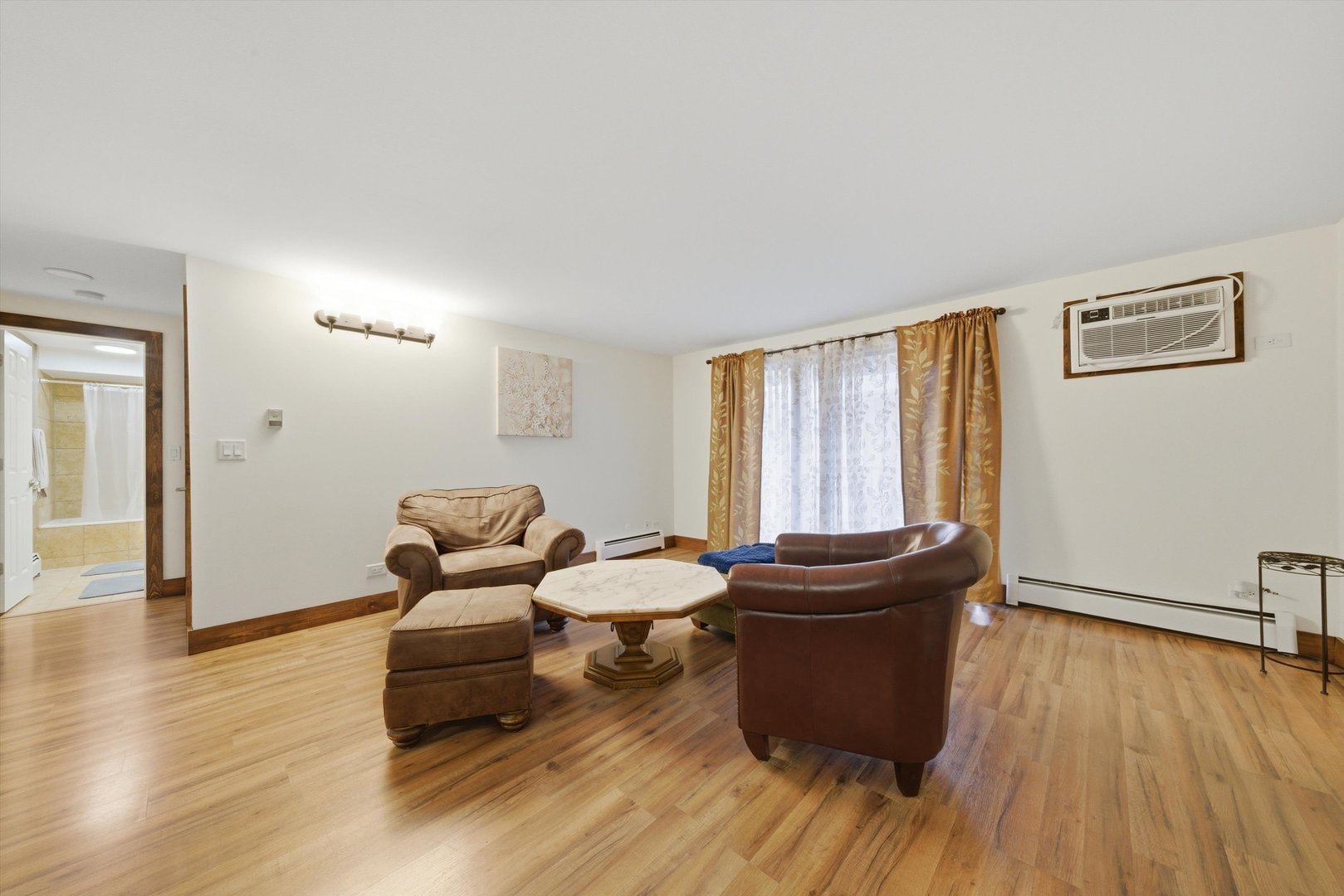 8741 W Summerdale 3H