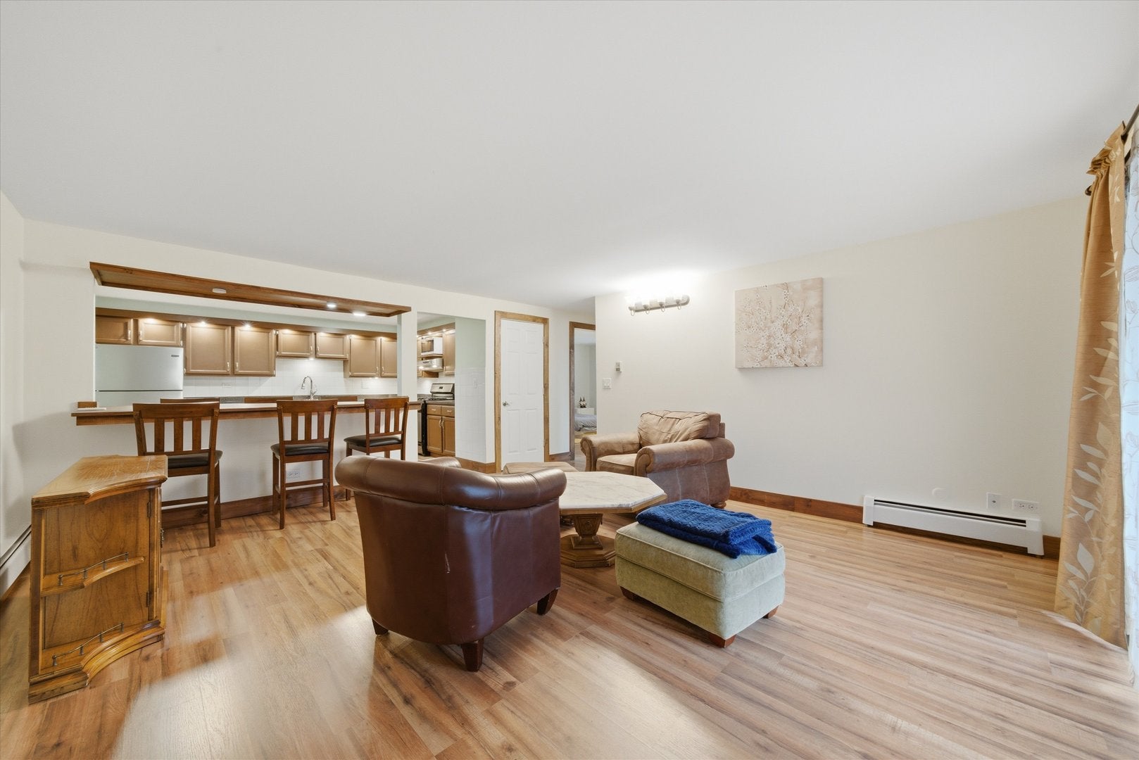 8741 W Summerdale 3H
