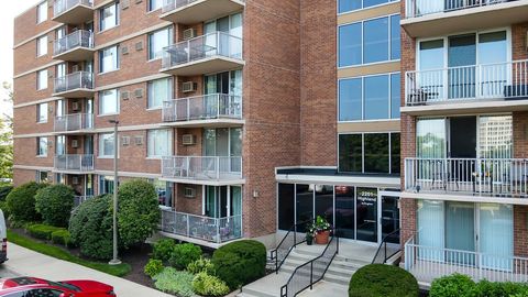2201 S Highland Avenue 5L Lombard IL 60148