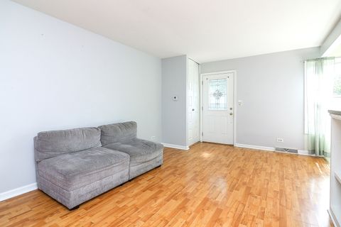 Tiny photo for 419 Sidney Avenue #C, Glendale Heights, IL 60139 (MLS # 12486831)