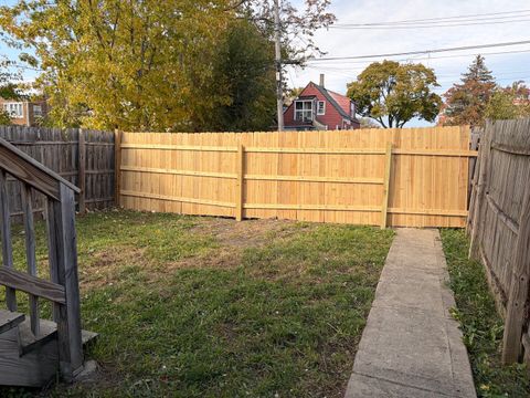 Tiny photo for 850 W 86th Place, Chicago, IL 60620 (MLS # 12519591)