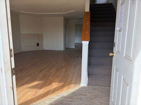 Tiny photo for 850 W 86th Place, Chicago, IL 60620 (MLS # 12519591)