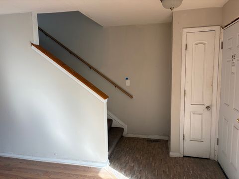 Tiny photo for 850 W 86th Place, Chicago, IL 60620 (MLS # 12519591)