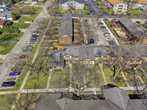 Tiny photo for 18W274 Kirkland Lane, Villa Park, IL 60181 (MLS # 12603853)