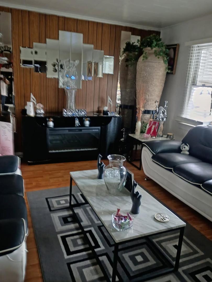 14041 S Calhoun Avenue