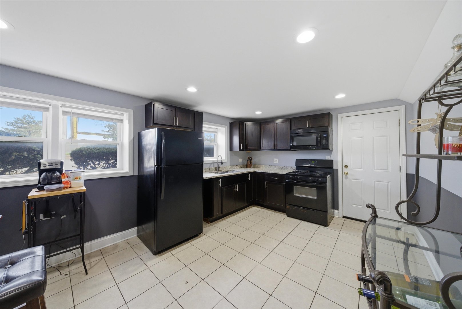 7901 S Whipple Street