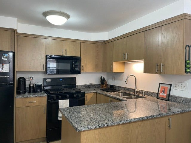 6845 N NORTHWEST Highway 6845-1W