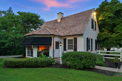 Tiny photo for 6191 S County Line Road, Burr Ridge, IL 60527 (MLS # 12443490)