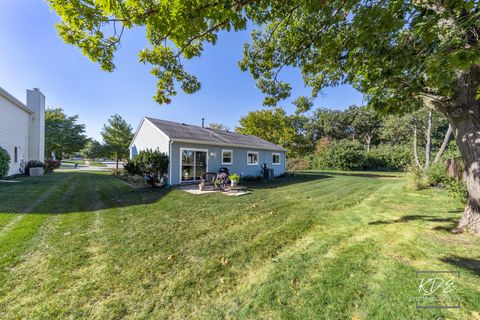 Tiny photo for 2732 Davos Avenue, Woodridge, IL 60517 (MLS # 12487381)