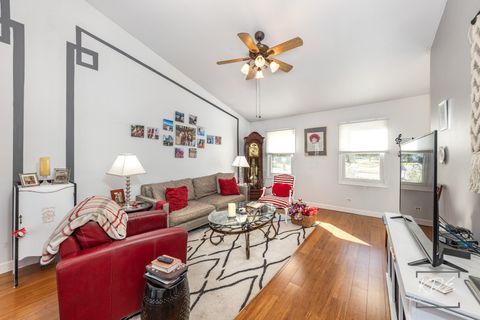 Tiny photo for 2732 Davos Avenue, Woodridge, IL 60517 (MLS # 12487381)
