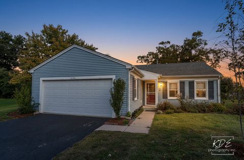 Tiny photo for 2732 Davos Avenue, Woodridge, IL 60517 (MLS # 12487381)