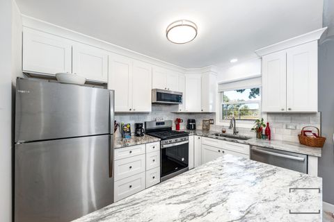 Tiny photo for 2732 Davos Avenue, Woodridge, IL 60517 (MLS # 12487381)