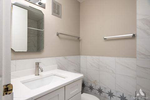 Tiny photo for 18 E Old Willow Road #205N, Prospect Heights, IL 60070 (MLS # 12600364)