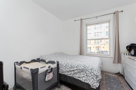 Tiny photo for 3553 W Sunnyside Avenue #1, Chicago, IL 60625 (MLS # 12553377)