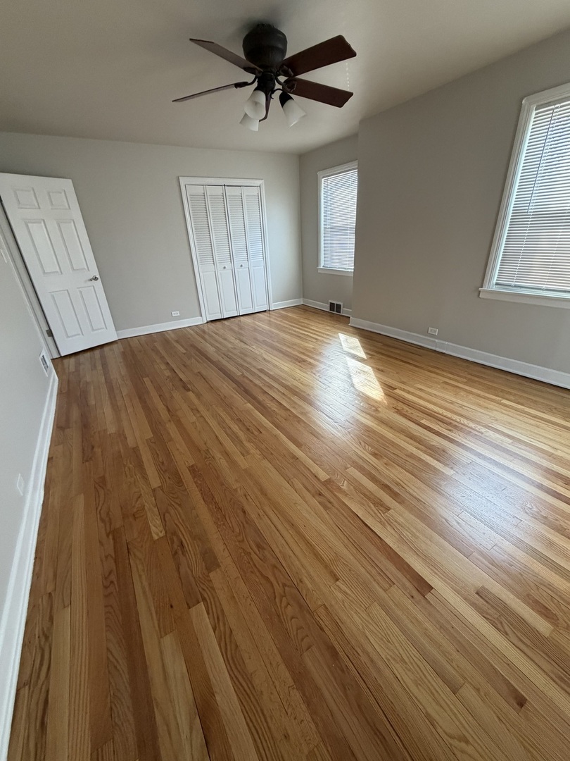 5363 N Latrobe Avenue