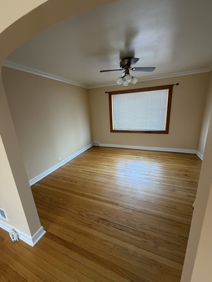 5363 N Latrobe Avenue