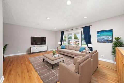 Tiny photo for 306 N Bissell Drive, Palatine, IL 60074 (MLS # 12458077)