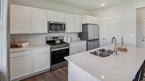 Tiny photo for 984 Sapphire Lane, Montgomery, IL 60538 (MLS # 12639511)