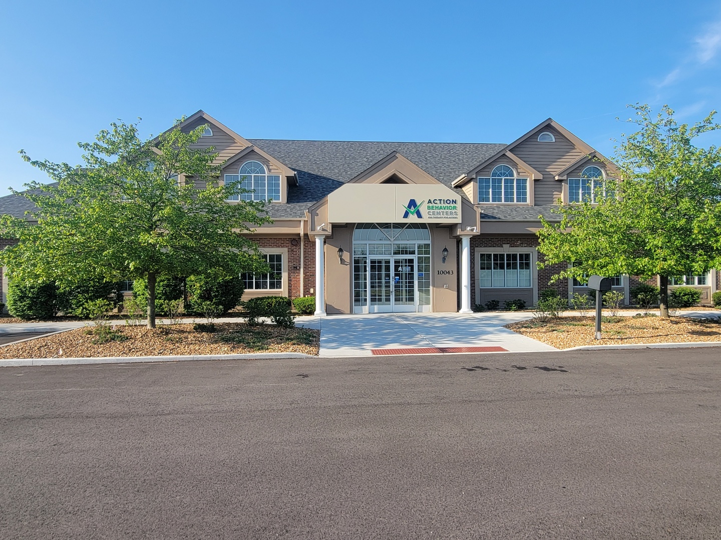 10043 Lincoln Highway