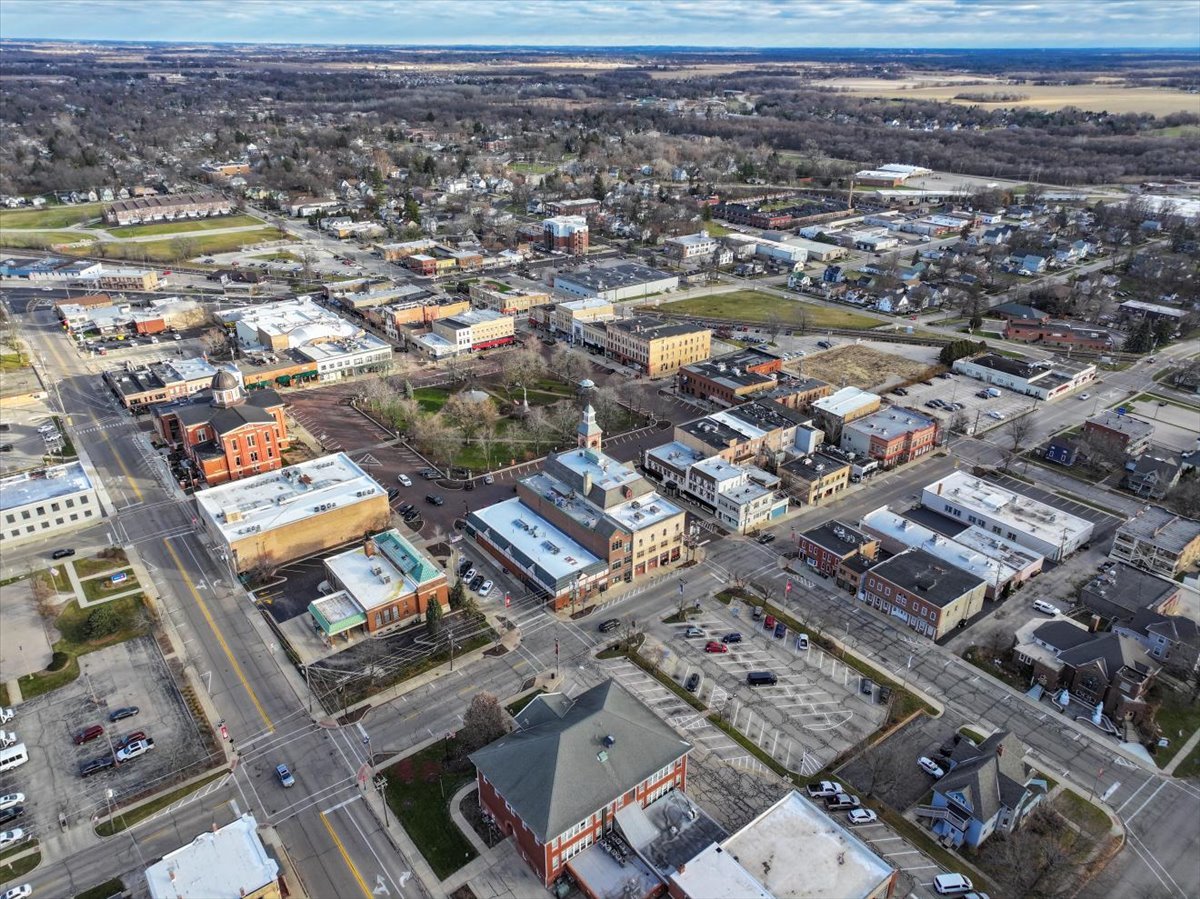 13902 Kishwaukee Valley Road