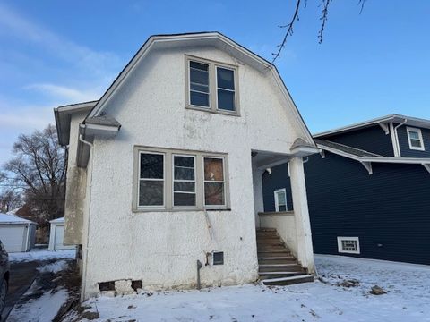 Photo of 906 S 9th Avenue, Maywood, IL 60153 (MLS # 12593702)