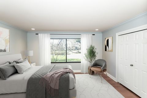 Tiny photo for 328 Shoreline Road, Lake Barrington, IL 60010 (MLS # 12519459)