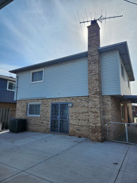 Tiny photo for 11723 S Avenue J, Chicago, IL 60617 (MLS # 12504744)