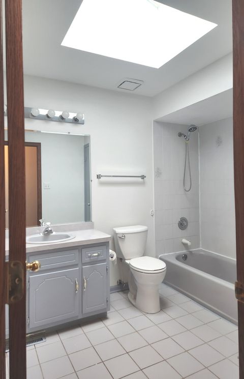 Tiny photo for 11723 S Avenue J, Chicago, IL 60617 (MLS # 12504744)