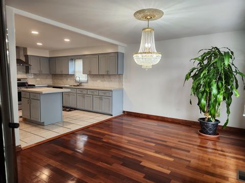 Tiny photo for 11723 S Avenue J, Chicago, IL 60617 (MLS # 12504744)