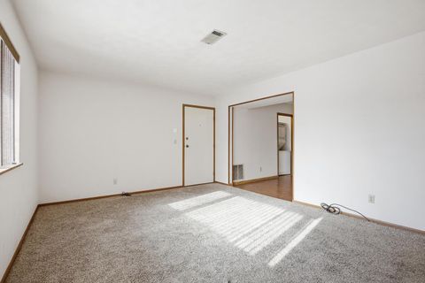 Tiny photo for 5102 25th Ave Ct Court #102, Moline, IL 61265 (MLS # 100000151)