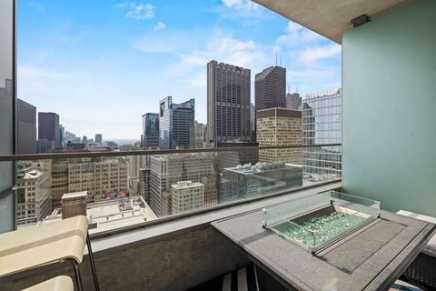 Tiny photo for 8 E RANDOLPH Street #3004, Chicago, IL 60601 (MLS # 12493958)