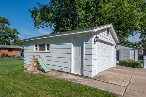 Tiny photo for 327 W Holly Court, Glenwood, IL 60425 (MLS # 12702710)