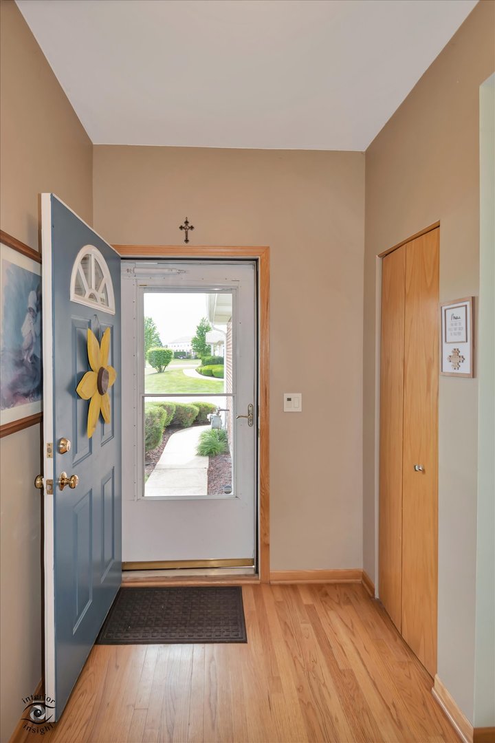 2733 Foxwood Drive