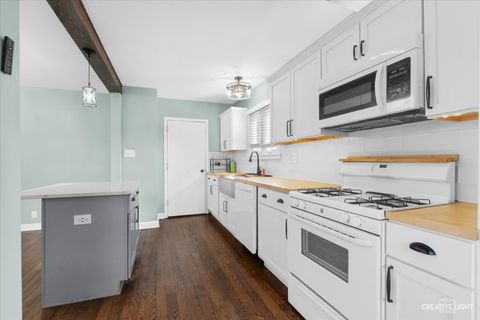 Tiny photo for 328 E Lee Street, Plano, IL 60545 (MLS # 12590702)