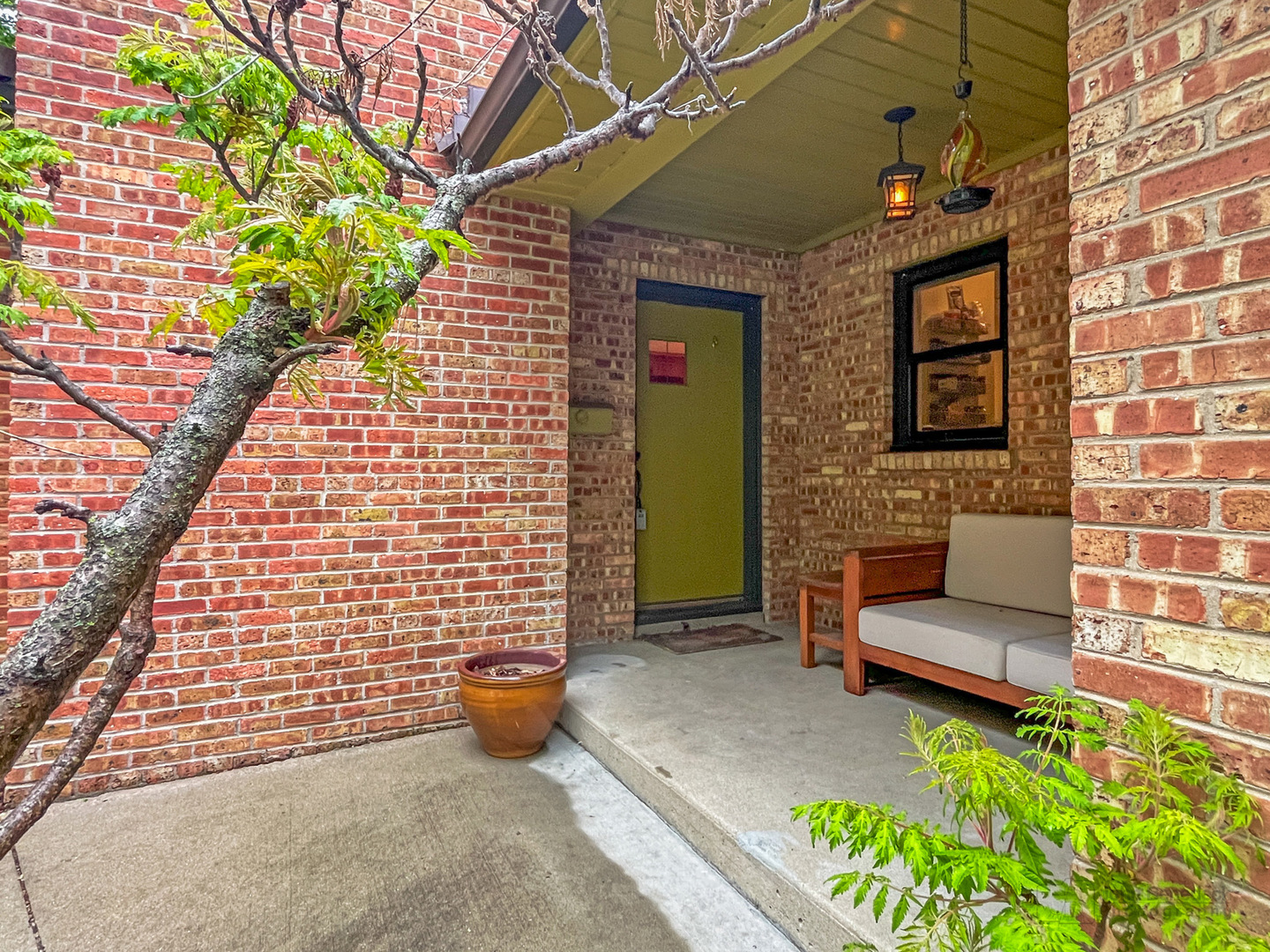 580 W Main Street