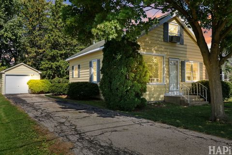 Tiny photo for 22969 W Lakeview Avenue, Antioch, IL 60002 (MLS # 12488628)