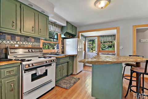 Tiny photo for 22969 W Lakeview Avenue, Antioch, IL 60002 (MLS # 12488628)