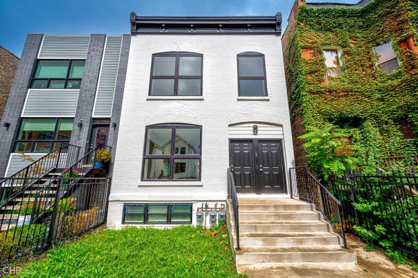 2526 W LEXINGTON ST # 3, CHICAGO, IL 60612 - Image c0ec4f8e6f697d9ba32cbddd36e28404/358371025