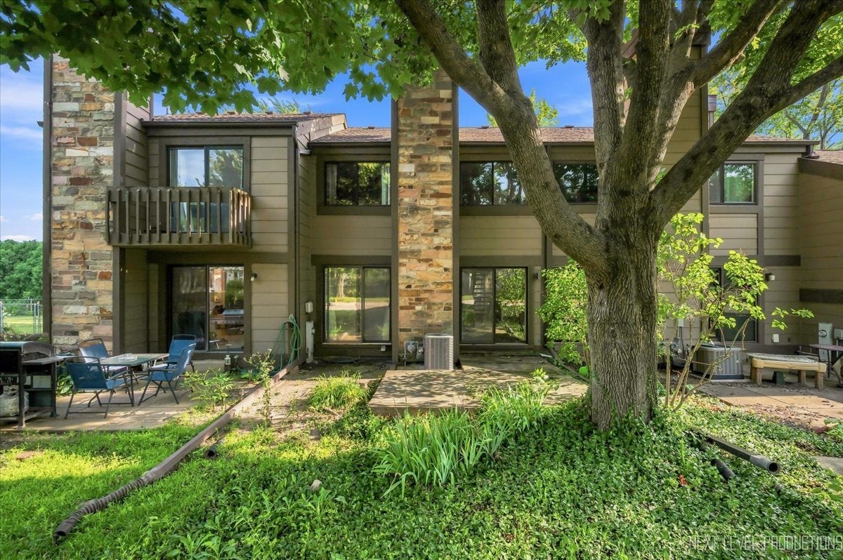 175 N Glengarry Drive C