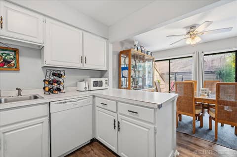 Tiny photo for 175 N Glengarry Drive #C, Geneva, IL 60134 (MLS # 12726432)