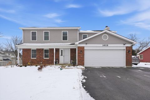 4 beds bed, 2.5 baths bath property at 1625 powder horn drive, algonquin, il 60102