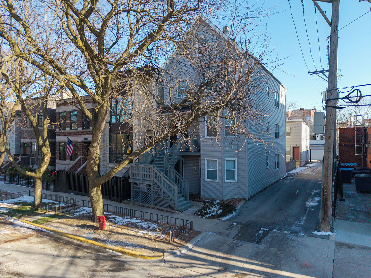 2621 N Marshfield Avenue