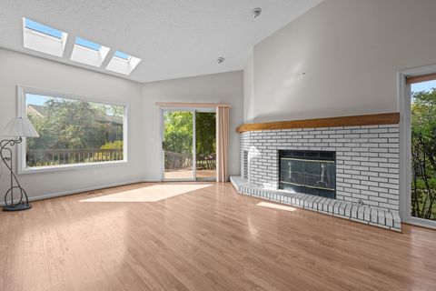 Tiny photo for 106 Sumac Court, St. Charles, IL 60174 (MLS # 12457048)