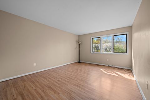 Tiny photo for 106 Sumac Court, St. Charles, IL 60174 (MLS # 12457048)
